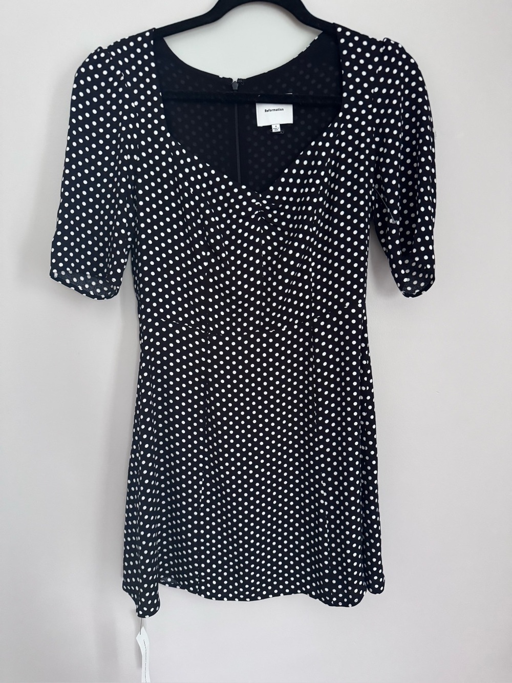 REFORMATION NWT Gene Mini Dress size 4 black-and-white polkadot - Picture 2 of 6